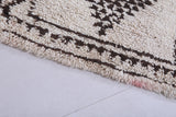 Moroccan berber rug 2.5 X 5.8 Feet