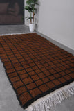 Handmade Berber Beni Ourain Rug – 5.1 x 8.8 ft Earthy Brown & Black Grid