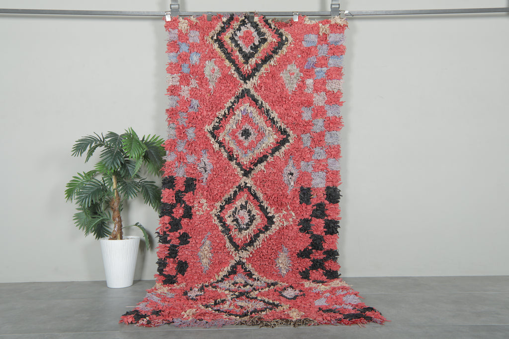 Bold red vintage Moroccan boucherouite rug – 3.9 ft x 8.7 ft