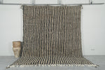 Handwoven Moroccan Rug - Vertical Stripe Pattern - Wool Rug