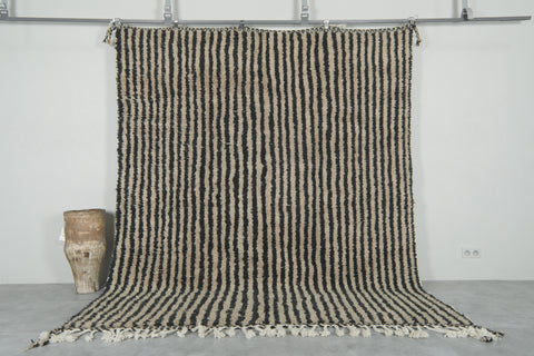 Handwoven Moroccan Rug - Vertical Stripe Pattern - Wool Rug