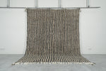 Handwoven Moroccan Rug - Vertical Stripe Pattern - Wool Rug