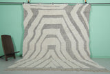 Handmade Moroccan Rug 8 x 9.1 Ft Gray and White Geometric Pattern | Modern Decor