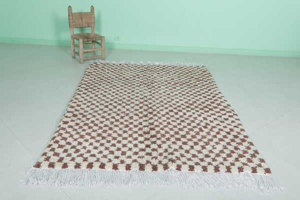 Handmade Moroccan berber checkered rug – 4.5 x 6.5 Feet