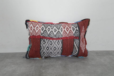 Handwoven Moroccan Kilim Pillow – 13.7 inches x 20 inches