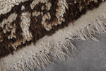 Small Berber Moroccan Runner Rug – 2.7 FT X 6.3 FT | Elegant Brown & Cream Pattern