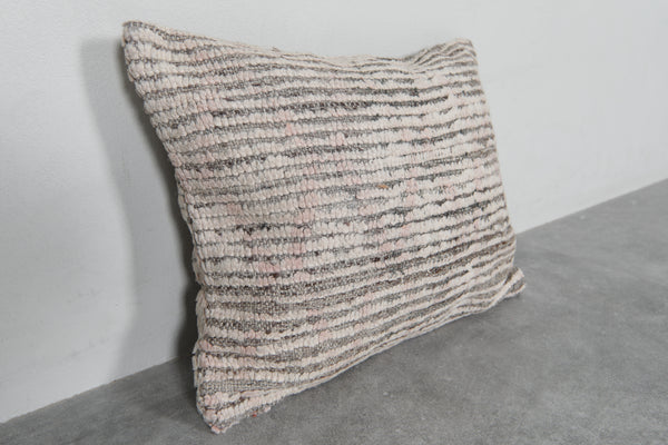 Handwoven Moroccan kilim pillow – 16.1 inches x 20 inches