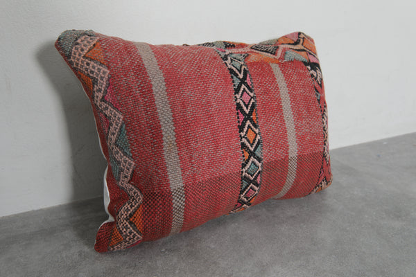 Handwoven Moroccan Kilim Pillow Cover – 14.9 inches x 19.6 inches