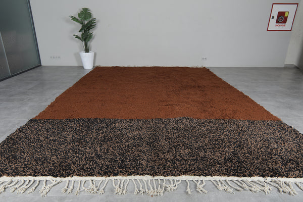 Handwoven wool rug | 10.2 FT X 14.5 FT with dual-tone brown and black design