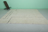 Minimalist Moroccan Wool Rug 8 FT X 9 FT - Handwoven Elegance