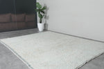 Minimalist Berber Rug 8 x 10.2 ft - Soft Neutral Tones