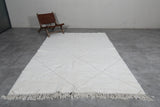 Elegant Moroccan Rug 6.7 X 9.8 FT - Ivory Diamond Design with Fringed Edges