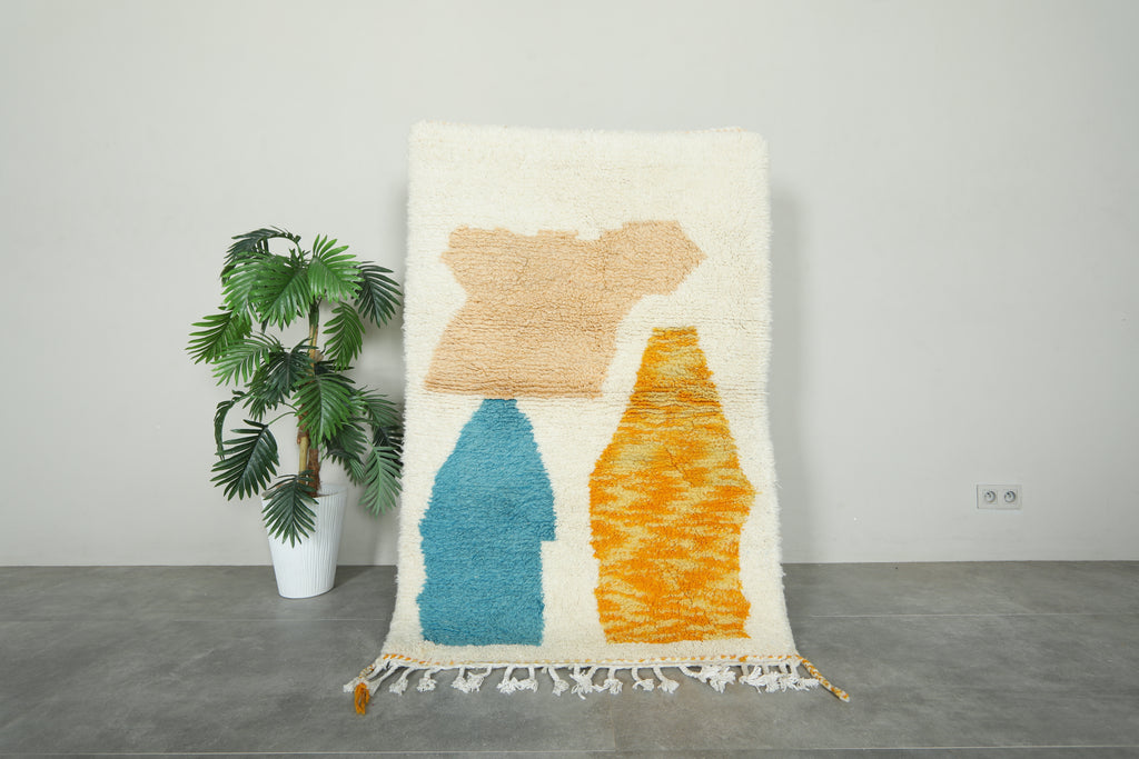 Small handmade Moroccan rug - 3.2 ft x 4.8 ft