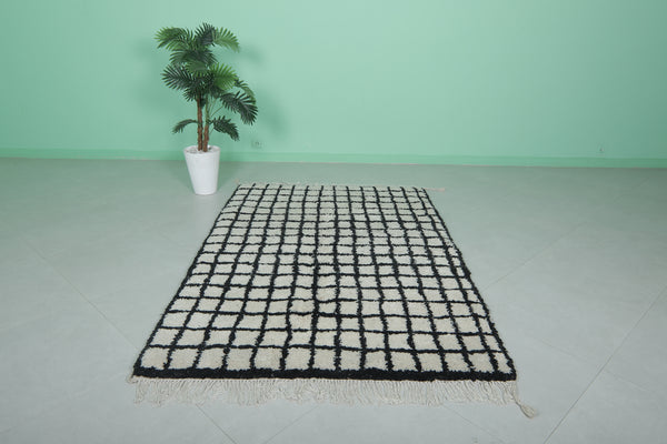Handmade Moroccan berber rug - Bold grid pattern 4.6 x 7.1 ft