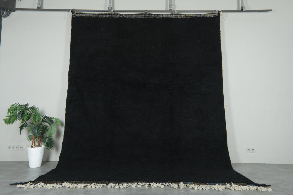 Handmade black wool rug - Minimalist solid design - Moroccan custom rug