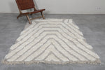 Handcrafted Moroccan Wool Rug - 5 X 6.9 Ft, Cream and Gray Abstract Pattern