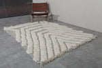 Handcrafted Moroccan Wool Rug - 5 X 6.9 Ft, Cream and Gray Abstract Pattern