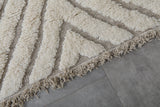 Handcrafted Moroccan Wool Rug - 5 X 6.9 Ft, Cream and Gray Abstract Pattern