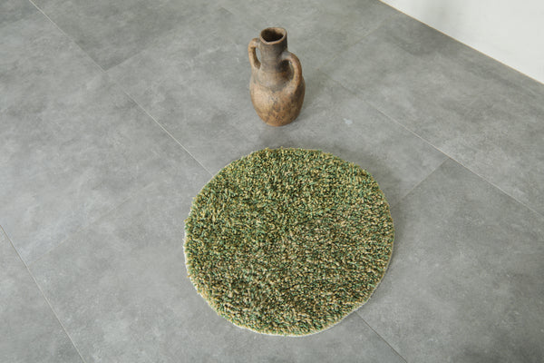 Small Moroccan round rug green - 2 ft