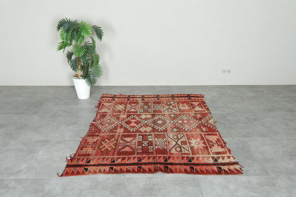 Geometric Moroccan rug - 4.6 ft x 5.9 ft - Wool rug