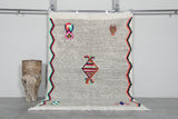 Tribal Moroccan Rug 4.7 x 6.7 ft - Gray with Bright Symbols