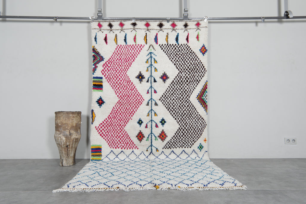 Vintage style berber rug 4.9 x 9.1 ft - Multicolor wool carpet