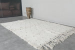 Handmade Moroccan Rug 5.4 x 7.6 ft - Black Dots on Cream Wool