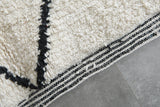 Wool Beni Ourain Rug 4.8 x 7.5 ft - Black Diamond Pattern