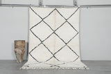 Handmade Beni Ourain Moroccan Rug 5.1 x 7.7 Feet - Cream with Black Diamond Pattern
