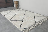 Handmade Beni Ourain Moroccan Rug 5.1 x 7.7 Feet - Cream with Black Diamond Pattern