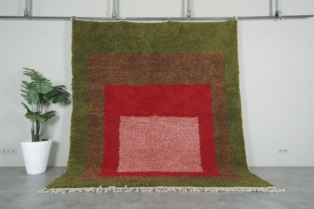 Hand-knotted Moroccan wool rug - Custom size with intricate design