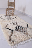 Moroccan berber rug 2.6 X 5.7 Feet