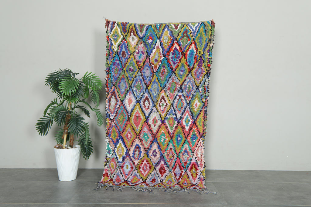 Moroccan multicolor diamond rug - 3.2 ft x 5.5 ft - Geometric boucherouite rug