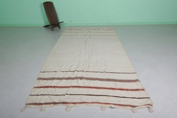 Handwoven flatwoven vintage Moroccan runner carpet – 5.5 x 11.4 ft | Minimalist bohemian design