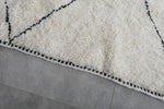 6 x 9 FT Moroccan Wool Rug - Handwoven with Black Diamond Pattern