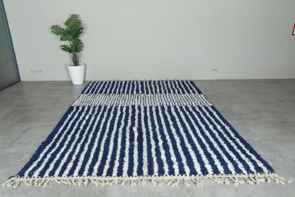 White & navy striped Moroccan rug - Modern wool floor décor - 7.8 ft x 10.8 ft