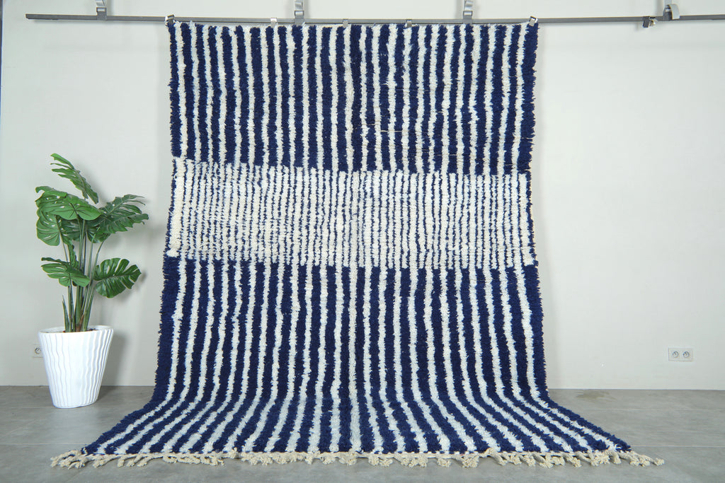 White & navy striped Moroccan rug - Modern wool floor décor - 7.8 ft x 10.8 ft