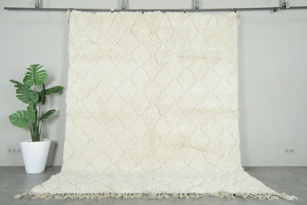 Handmade geometric Moroccan rug with diamond pattern - 8.2 ft x 10.4 ft