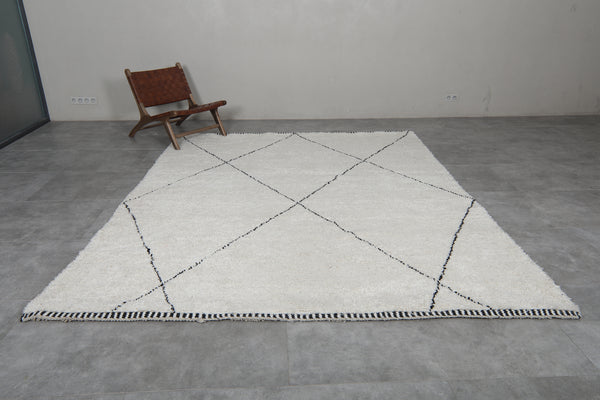 8 x 10.1 FT Moroccan rug – Ivory & black minimalist diamond pattern