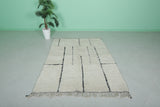 4.9 x 6.6 FT Moroccan Rug – Ivory with Black Linear Pattern