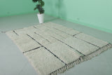 4.9 x 6.6 FT Moroccan Rug – Ivory with Black Linear Pattern