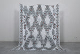 Handmade berber moroccan wool rug - 5.5 FT X 7.5 FT