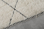 8 x 10 FT Moroccan Wool Rug – Minimalist Diamond Pattern