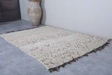 Moroccan rug 5.6 X 7.9 Feet