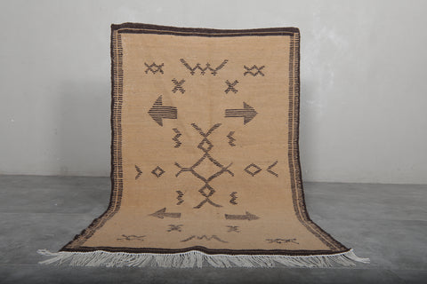 3.3 x 5.1 FT Moroccan Rug – Beige with Tribal Arrow and Symbol Motifs