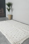 Minimalist Moroccan Rug 4.9 x 7.3 ft - Handwoven Berber Dots
