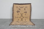 Vintage Moroccan kilim Rug 3.2 x 4.9 ft - Handwoven Tribal Symbols