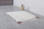 Square handwoven berber moroccan rug - 4.1 FT X 4.8 FT