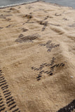 Vintage Moroccan kilim Rug 3.2 x 4.9 ft - Handwoven Tribal Symbols