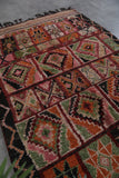 Tribal Moroccan rug 5.7 X 8 Feet